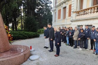opatija polaganje vijenaca zrtve domovinskog rata (14) opatija polaganje vijenaca zrtve domovinskog rata (14)
