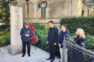 opatija polaganje vijenaca zrtve domovinskog rata (3) opatija polaganje vijenaca zrtve domovinskog rata (3)