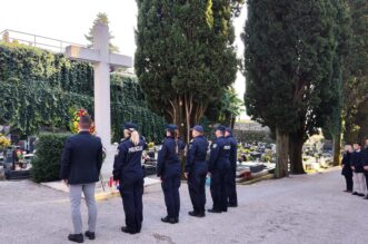 opatija polaganje vijenaca zrtve domovinskog rata (5) opatija polaganje vijenaca zrtve domovinskog rata (5)