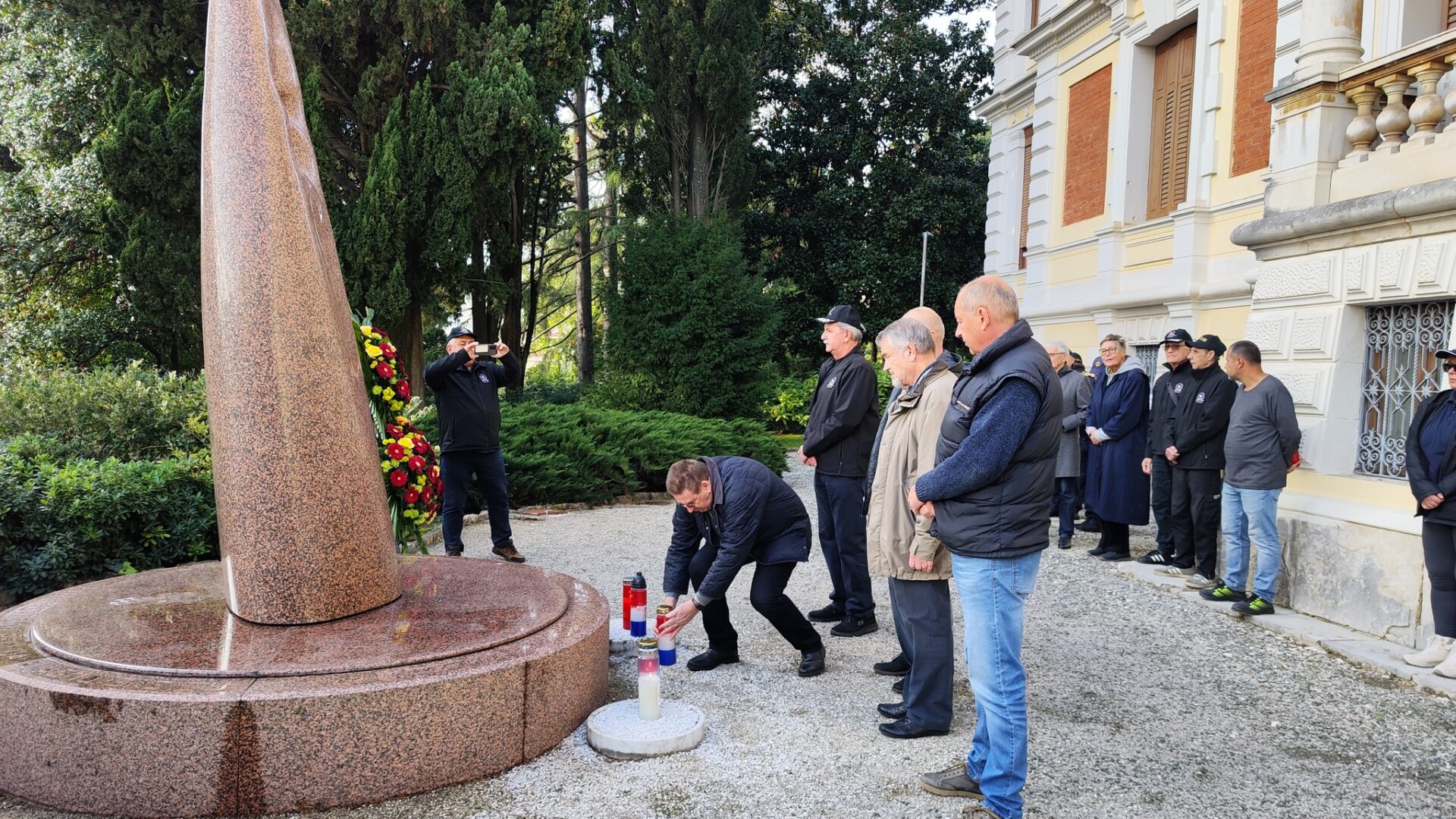 opatija polaganje vijenaca zrtve domovinskog rata (6) opatija polaganje vijenaca zrtve domovinskog rata (6)