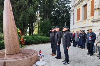 opatija polaganje vijenaca zrtve domovinskog rata (7) opatija polaganje vijenaca zrtve domovinskog rata (7)