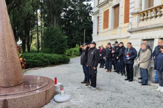 opatija polaganje vijenaca zrtve domovinskog rata (8) opatija polaganje vijenaca zrtve domovinskog rata (8)