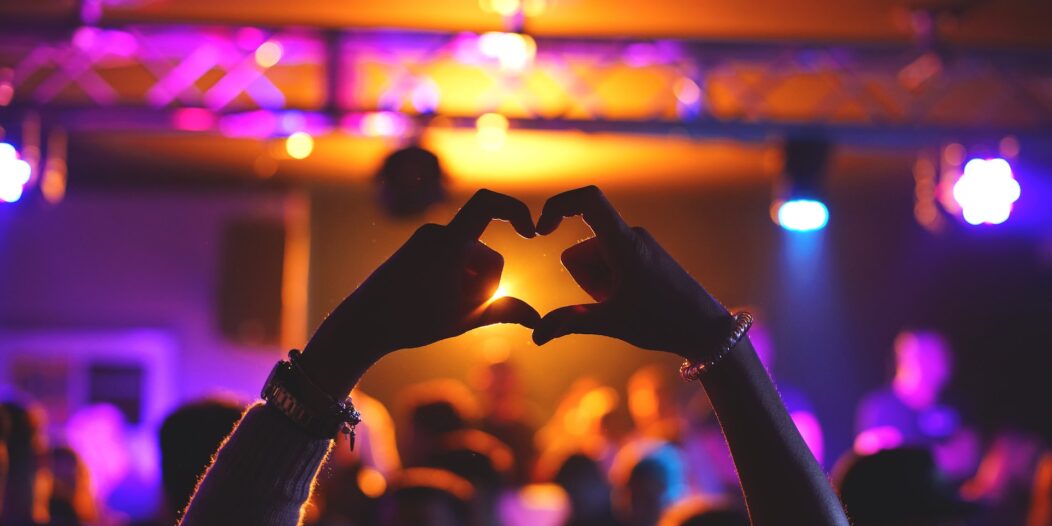 party alfonso scarpa unsplash party alfonso scarpa unsplash