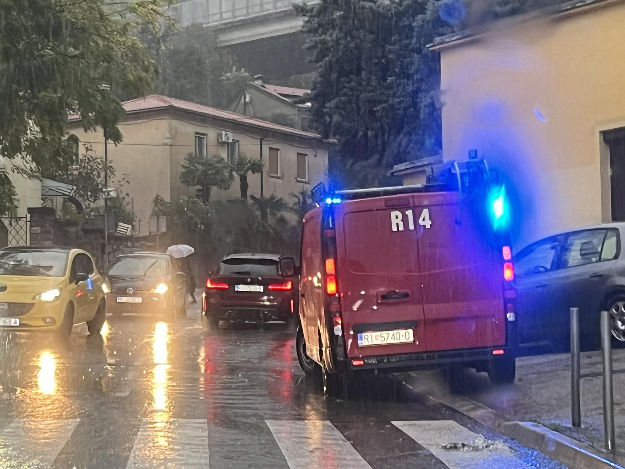 vatrogasci mihačeva draga 031123 1 vatrogasci mihačeva draga 031123 1