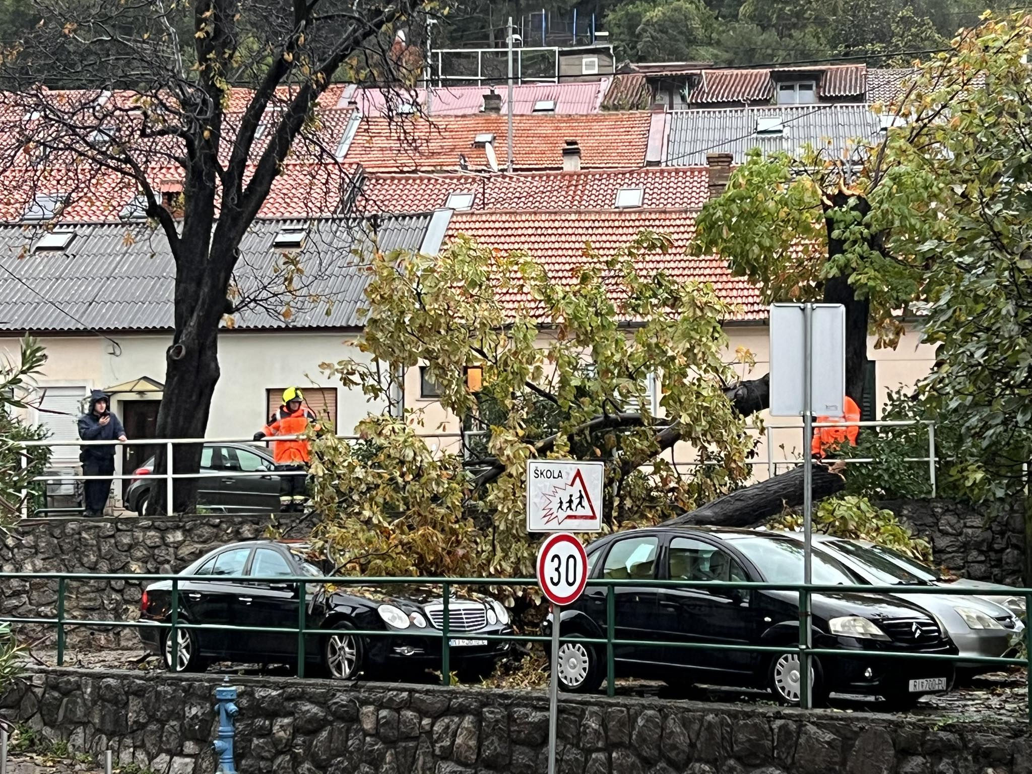 vatrogasci mihačeva draga 031123 12 vatrogasci mihačeva draga 031123 12