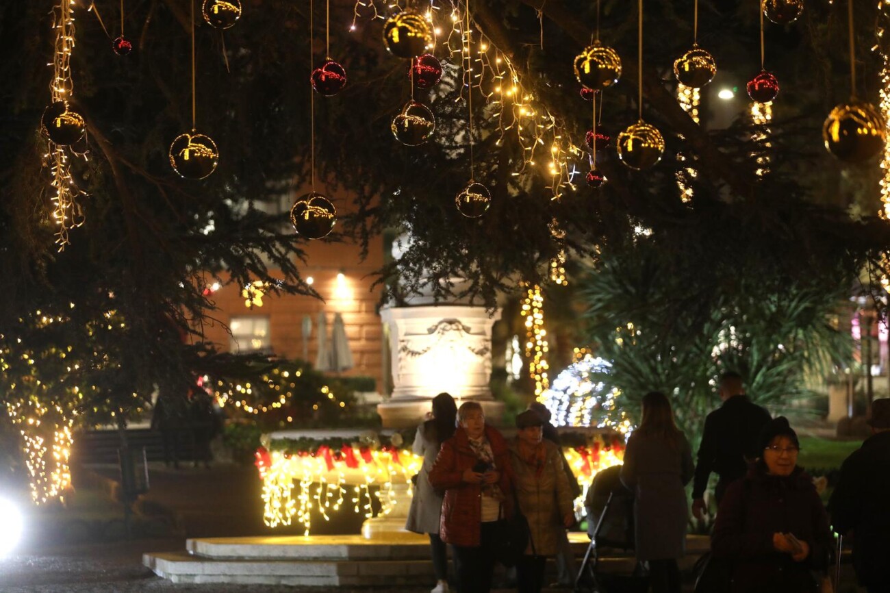 Opatija: Grad ukraen za Advent Opatija: Grad ukraen za Advent