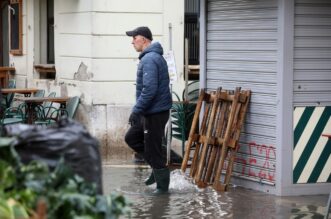Rijeka: Poplavljene ulice oko gradske trnice Rijeka: Poplavljene ulice oko gradske trnice