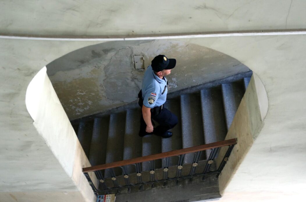 Zagreb: Policija pokrenula akciju Dobar susjed – siguran stan Zagreb: Policija pokrenula akciju Dobar susjed – siguran stan