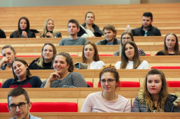 Osijek: Predavanje o financijskoj pismenosti RaiffeisenFutureBoost
