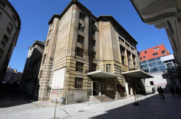 Rijeka: Zbog neodravanja propada zgrada Teatro Fenice, nekad najve?e gradsko kino