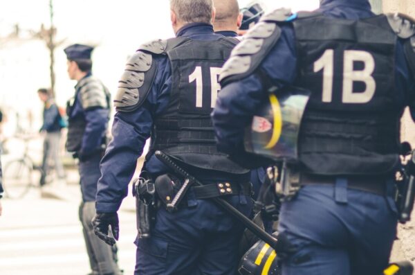 francuska policija unsplash