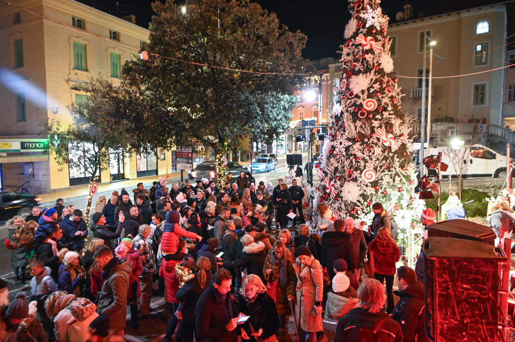 opatija paljenje lampica 2024 17 opatija paljenje lampica 2024 17