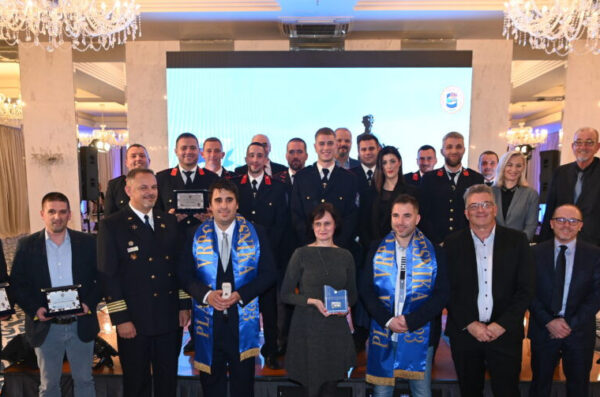 plava-vrpca-Novi-list-M-Levak-web