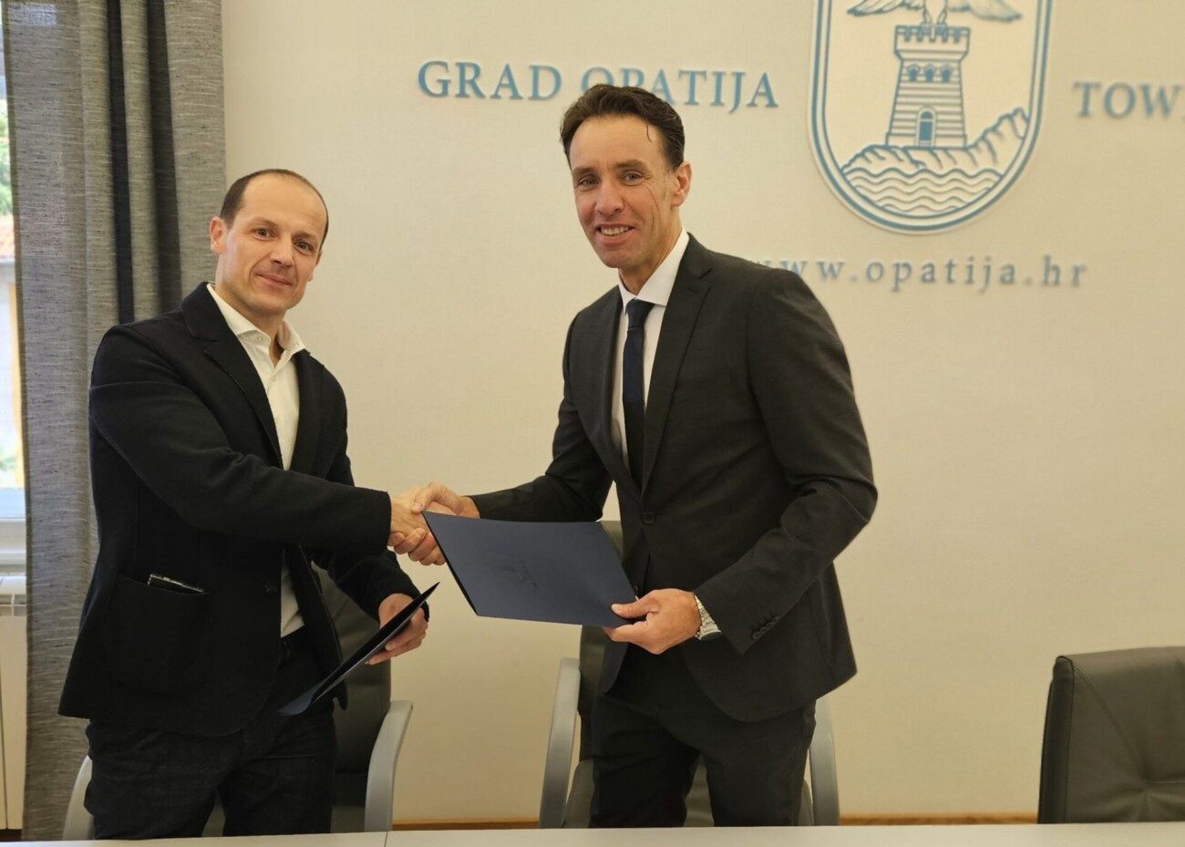 studenti opatija (2) studenti opatija (2)