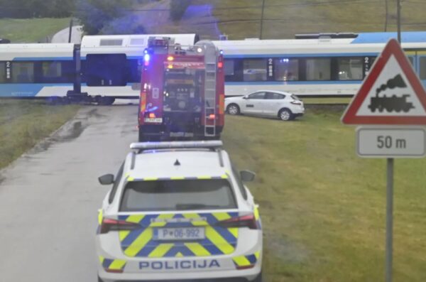 vlak slovenija nesreća