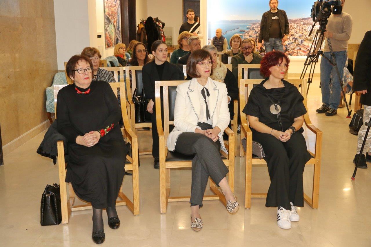 Dodjela-na-grada-„AmbasadoRI-odgoja-i-obrazovanja“-14