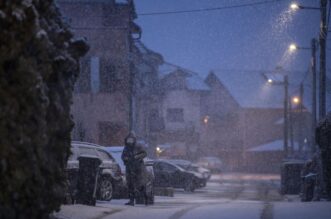 Zagreb: Zahlađenje i snijeg na ulicama grada Zagreb: Zahlađenje i snijeg na ulicama grada