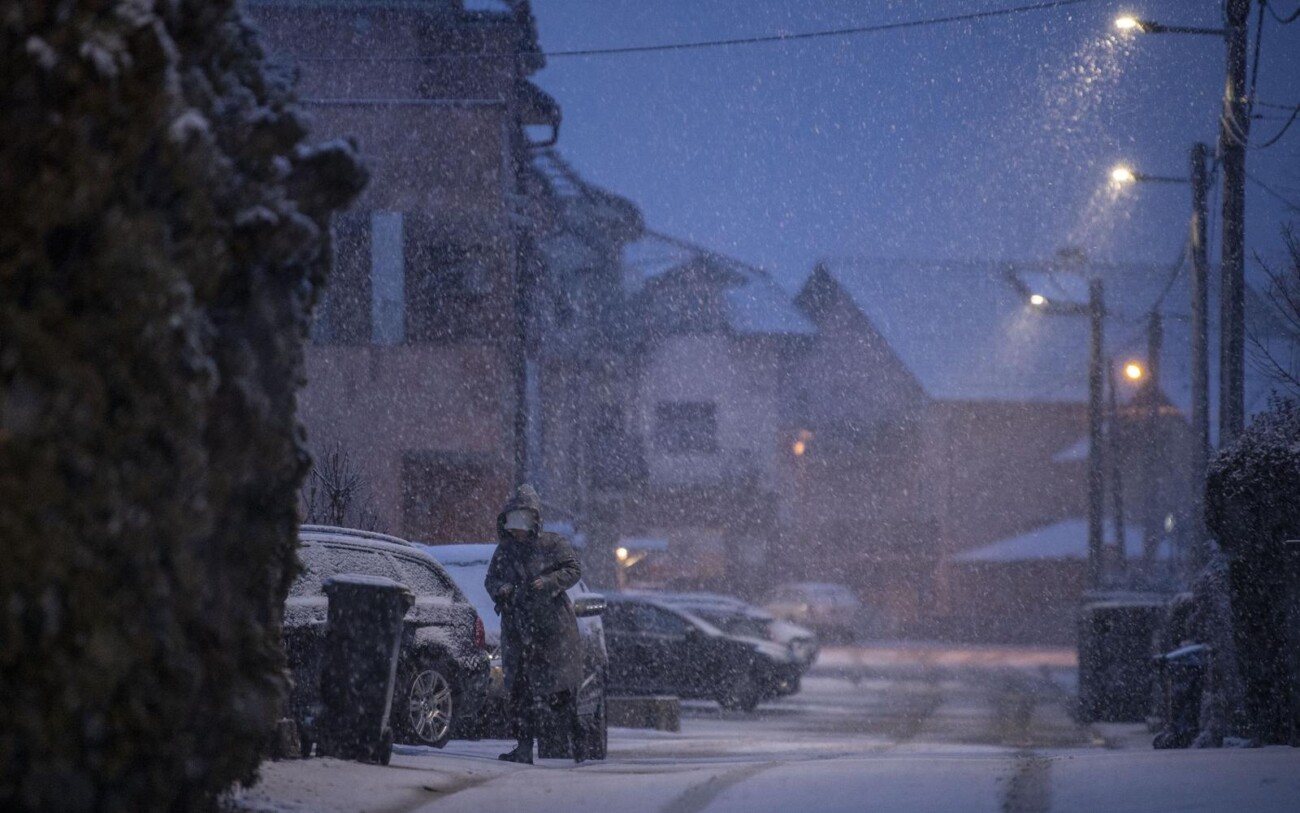 Zagreb: Zahlađenje i snijeg na ulicama grada Zagreb: Zahlađenje i snijeg na ulicama grada