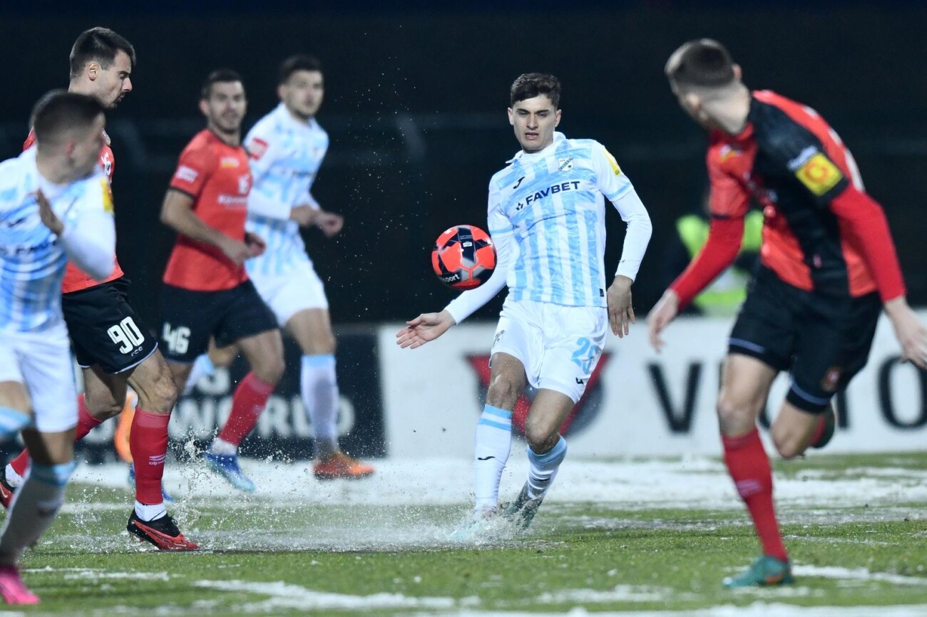 Gorica i Rijeka sastali se u zaostalom 04. kolu SuperSport HNL-a Gorica i Rijeka sastali se u zaostalom 04. kolu SuperSport HNL-a
