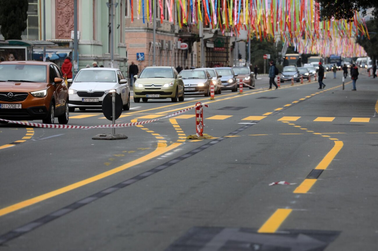 Rijeka: Nova regulacija prometa ulicama Riva i Ivana zajca Rijeka: Nova regulacija prometa ulicama Riva i Ivana zajca