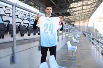 HNK Rijeka predstavila novog igrača Mirka Marića HNK Rijeka predstavila novog igrača Mirka Marića