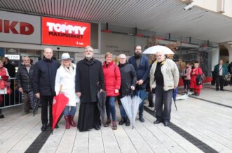 Predstavnici-gradskih-županijskih-i-crkvenih-vlasti-2 Predstavnici-gradskih-županijskih-i-crkvenih-vlasti-2