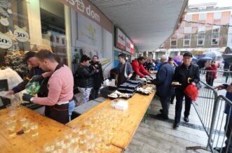 Proslava-Badnjaka-po-julijanskom-kalendaru-19 Proslava-Badnjaka-po-julijanskom-kalendaru-19
