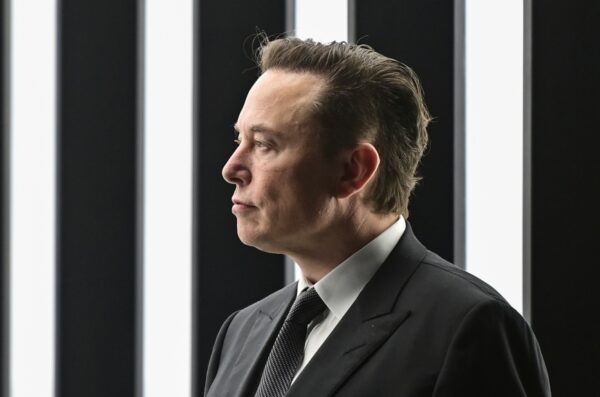 elon-musk-1-6268602-1676048831166