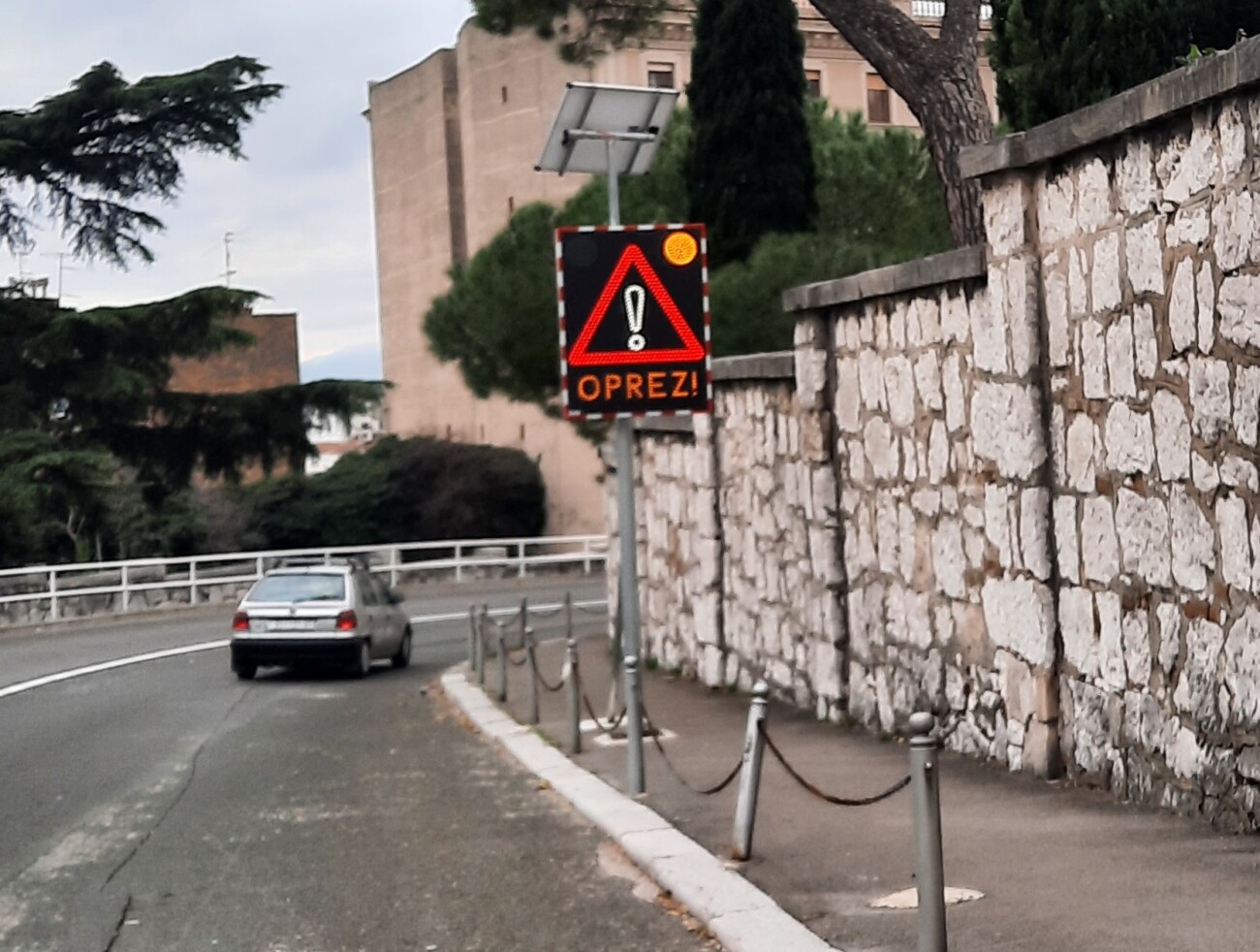 svijetleći znakovi 1 svijetleći znakovi 1