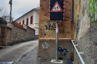 svijetleći znakovi 16 svijetleći znakovi 16