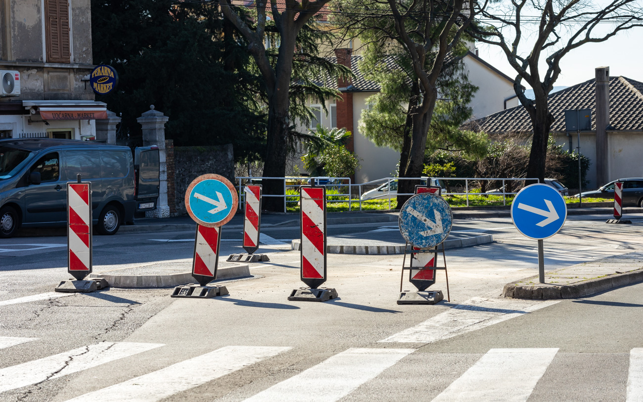 Kozala pješački otoci radovi-71