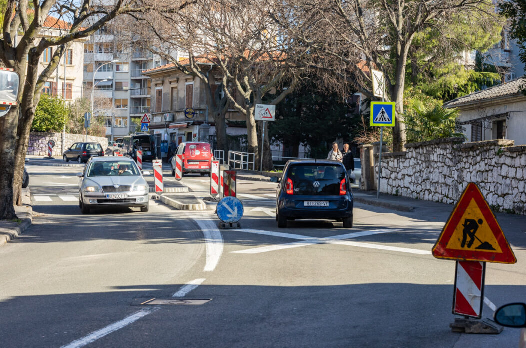 Kozala pješački otoci radovi-73 Kozala pješački otoci radovi-73
