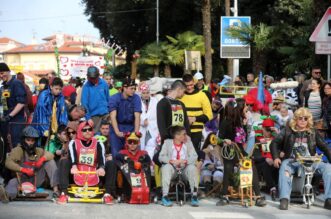 Opatija: 41. Balinjerada privukla mnogobrojne ljubitelje makara Opatija: 41. Balinjerada privukla mnogobrojne ljubitelje makara