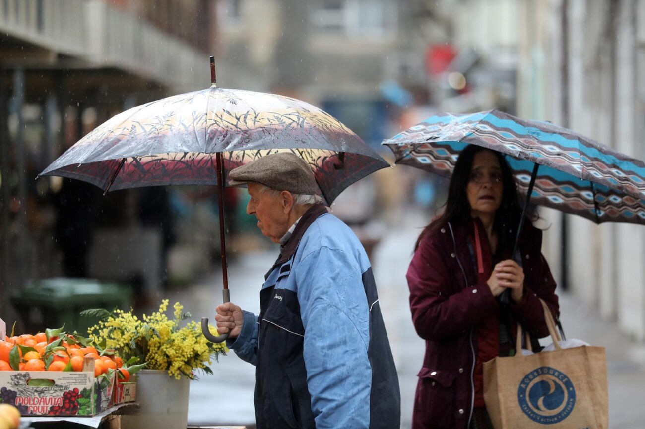 Rijeka: Kišni dan u centru grada Rijeka: Kišni dan u centru grada
