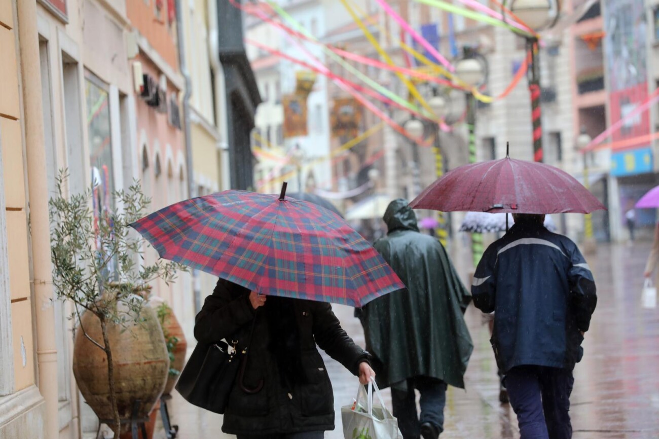 Rijeka: Kišni dan u centru grada Rijeka: Kišni dan u centru grada