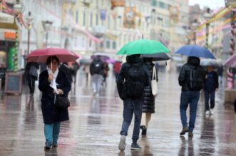Rijeka: Kini dan u centru grada Rijeka: Kini dan u centru grada
