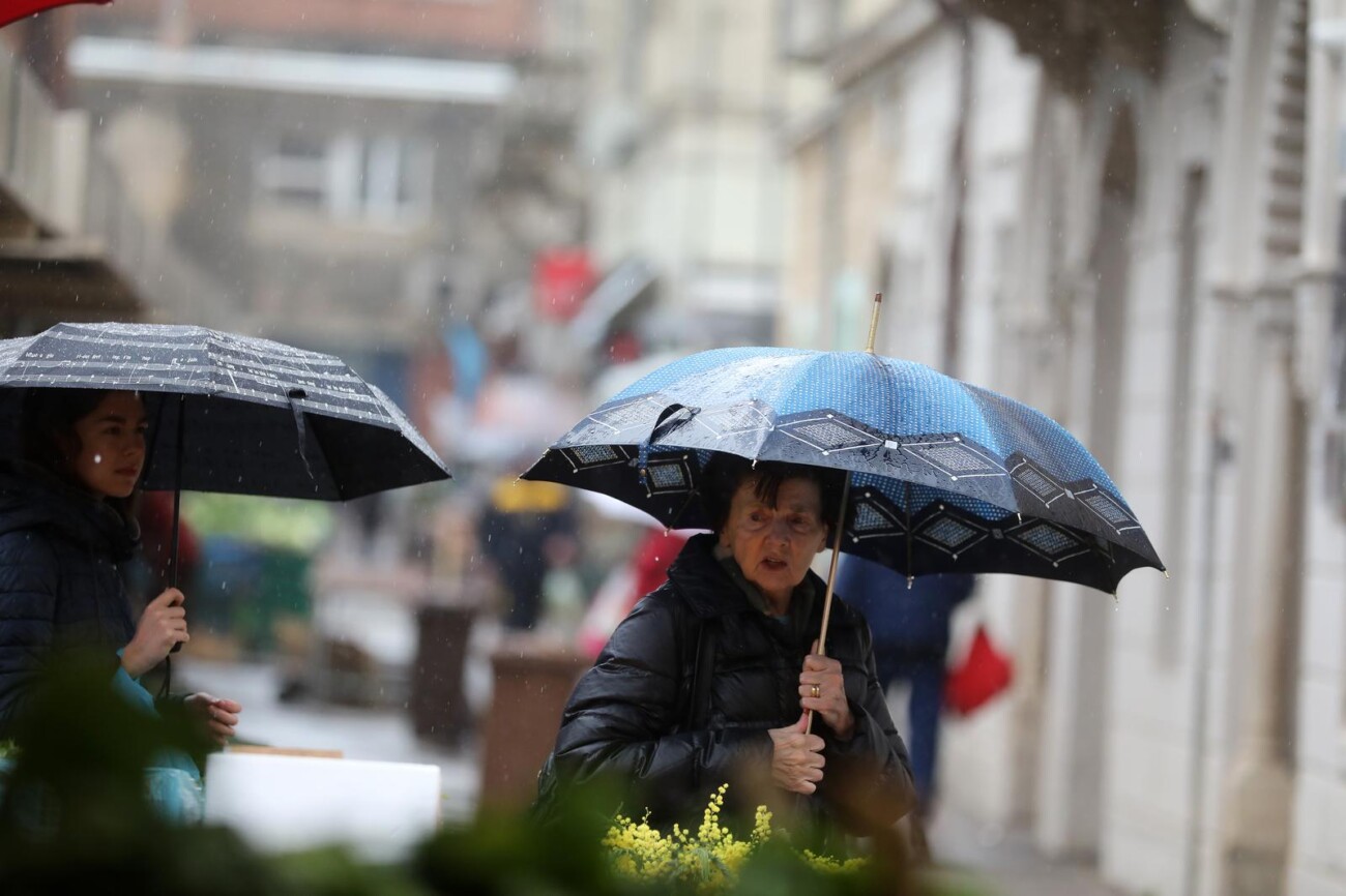 Rijeka: Kišni dan u centru grada Rijeka: Kišni dan u centru grada