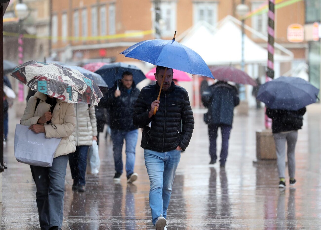 Rijeka: Kišni dan u centru grada Rijeka: Kišni dan u centru grada