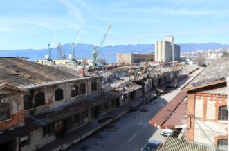 Rijeka: Rušenje željezničkih skladišta 3b Rijeka: Rušenje željezničkih skladišta 3b
