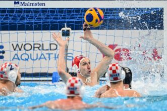 Susret Hrvatske i Francuske u polufinalu Svjetskog prvenstva u vaterpolu Susret Hrvatske i Francuske u polufinalu Svjetskog prvenstva u vaterpolu