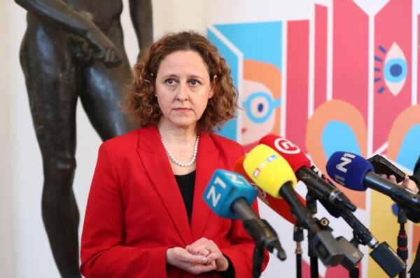 Zagreb: Nina Obuljen Koržinek: Ako je netko kriznu situaciju zloupotrijebio, odgovarat će