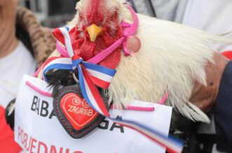 Zagreb: Marica i Mijat Barišić došli podržati Let 3 na Dori Zagreb: Marica i Mijat Barišić došli podržati Let 3 na Dori