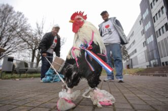 Zagreb: Marica i Mijat Barišić došli podržati Let 3 na Dori Zagreb: Marica i Mijat Barišić došli podržati Let 3 na Dori