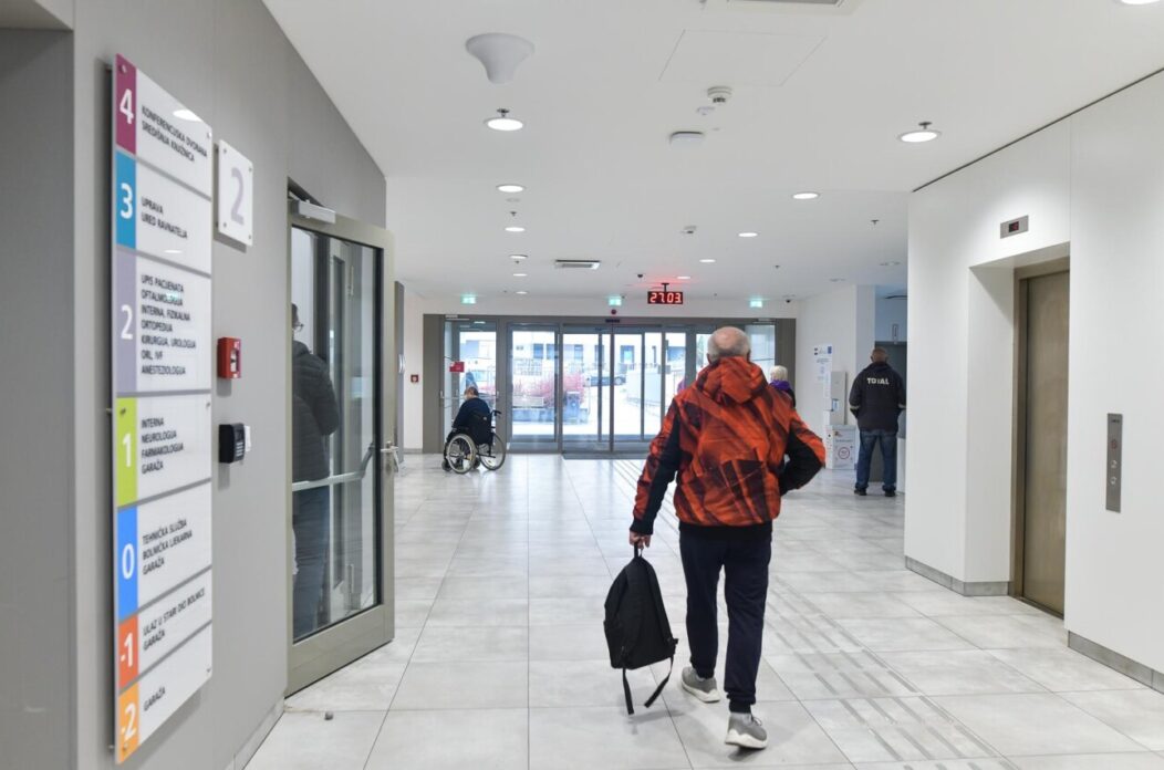 Zagreb: Hodnici u KB Sveti Duh Zagreb: Hodnici u KB Sveti Duh