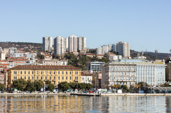 Rijeka grad ilustrativna -56