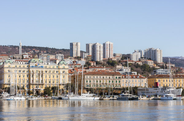 Rijeka panorama ilustrativna -61