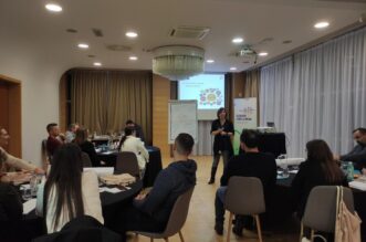 Sudjelovanje-predstavnika-Grada-Rijeke-na-konferenciji-Rad-s-mladima-na-lokalnoj-razini-2 Sudjelovanje-predstavnika-Grada-Rijeke-na-konferenciji-Rad-s-mladima-na-lokalnoj-razini-2