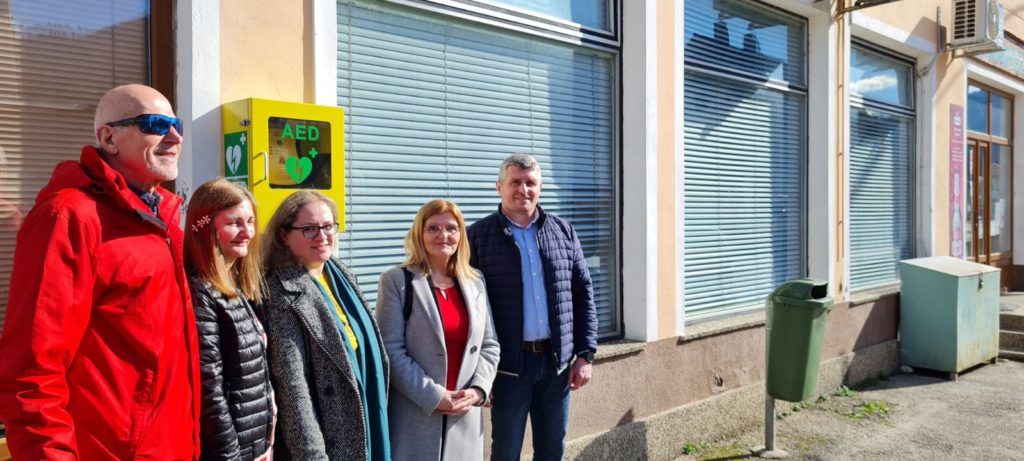 donacija defibilator brod na kupi (3) donacija defibilator brod na kupi (3)