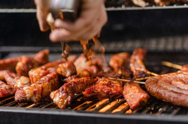 grill roštilj marek-mucha-unsplash