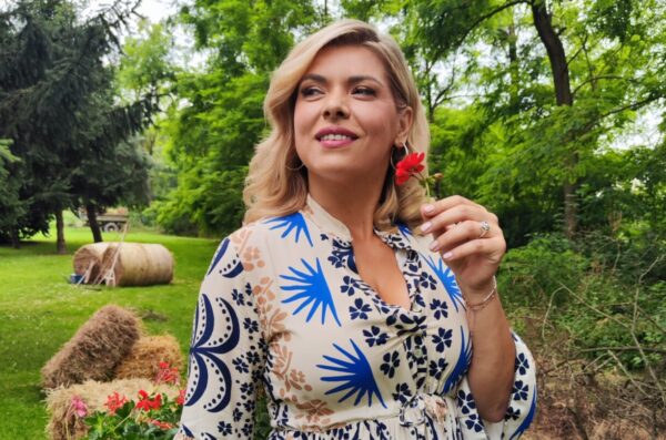 Anita Martinovic – Ljubav je na selu